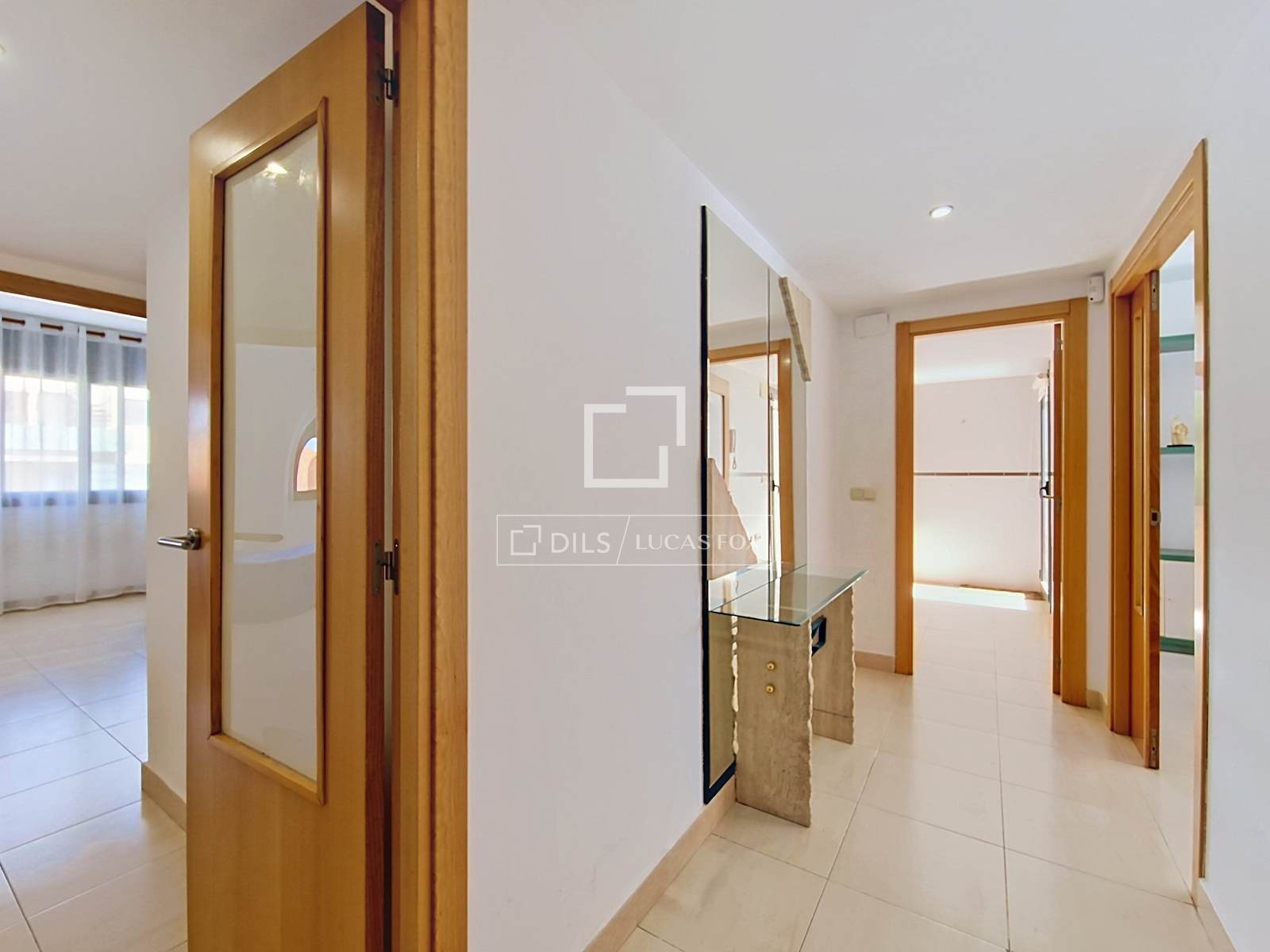 Apartament w Cubelles, Barcelona, Hiszpania 4 sypialnie, 119 mkw. nr 192570