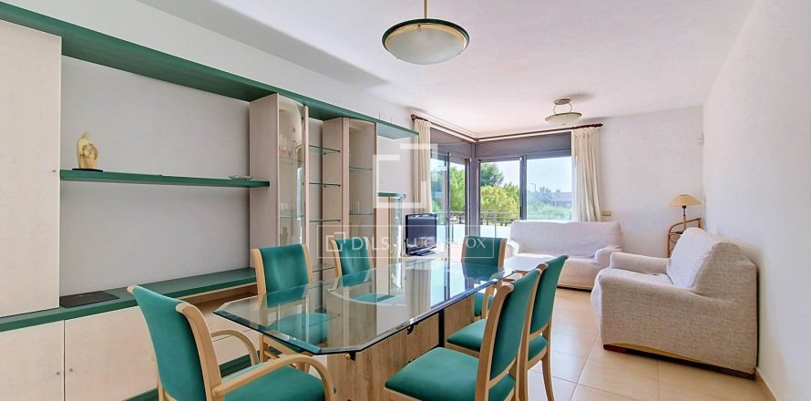 Apartamento en Cubelles, Barcelona, España 4 dormitorios, 119 m2 No. 192570