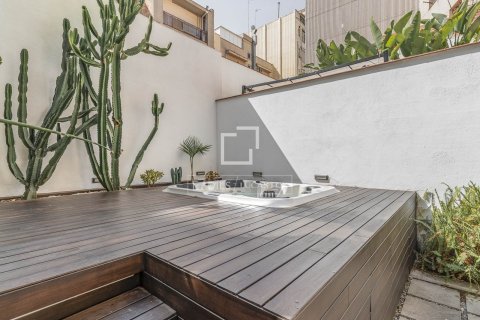 Apartamento en venta en Barcelona, España 2 dormitorios, 112 m2 No. 192567 - foto 8