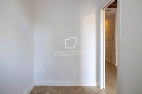 Apartamento en venta en Barcelona, España 2 dormitorios, 78 m2 No. 192571 - foto 11