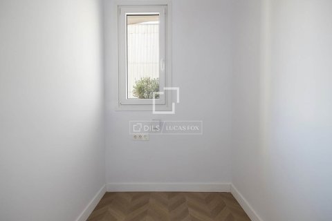 Apartamento en venta en Barcelona, España 2 dormitorios, 78 m2 No. 192571 - foto 12