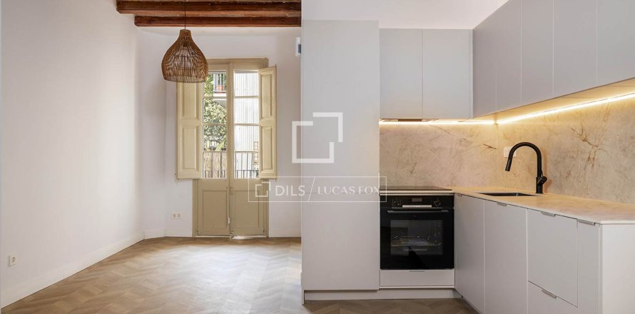 Apartamento en Barcelona, España 2 dormitorios, 78 m2 No. 192571