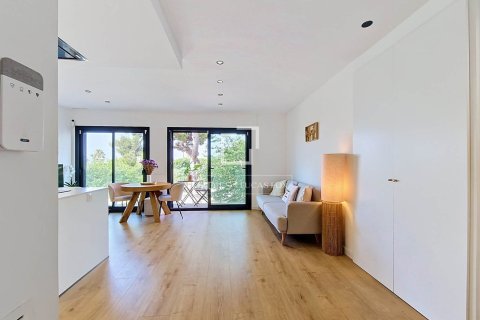 Apartamento en venta en Vilanova i la Geltrú, Barcelona, España 2 dormitorios, 74 m2 No. 192568 - foto 6