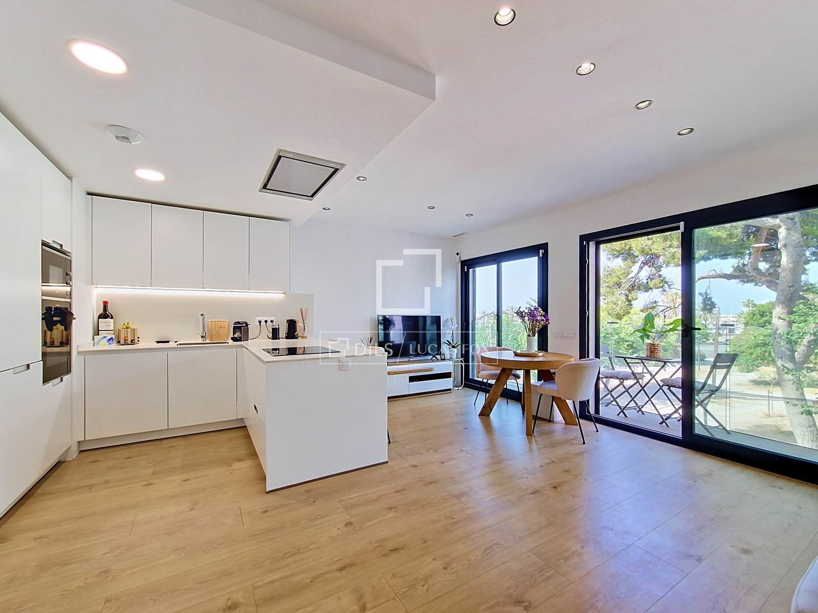 Apartament w Vilanova i la Geltru, Barcelona, Hiszpania 2 sypialnie, 74 mkw. nr 192568