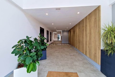 Apartamento en venta en Vilanova i la Geltrú, Barcelona, España 2 dormitorios, 74 m2 No. 192568 - foto 4