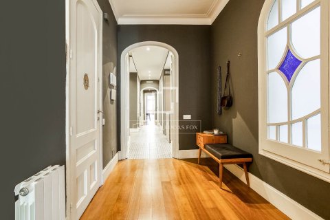 Apartamento en venta en Barcelona, España 3 dormitorios, 152 m2 No. 192573 - foto 19