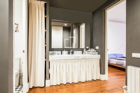 Apartamento en venta en Barcelona, España 3 dormitorios, 152 m2 No. 192573 - foto 29