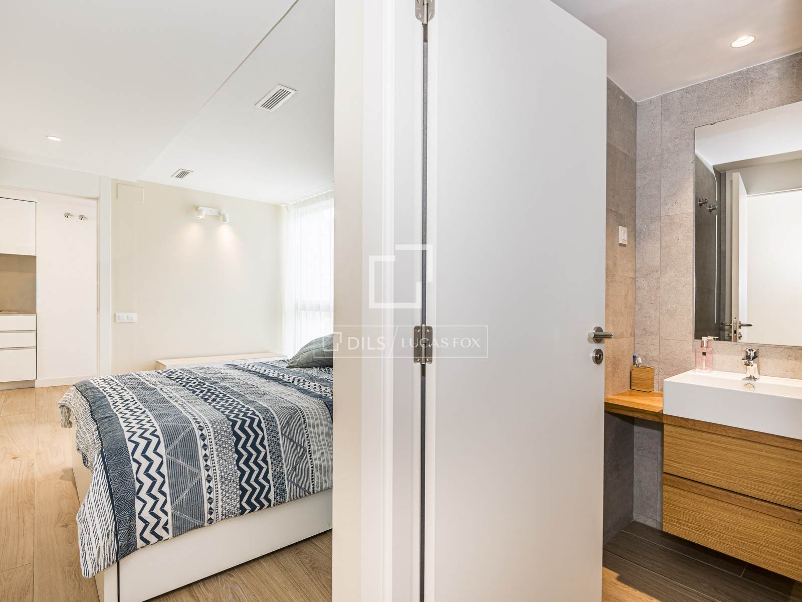 Apartment à Sant Cugat Del Valles, Barcelona, Espagne 5 chambres, 235 m2 No. 192572