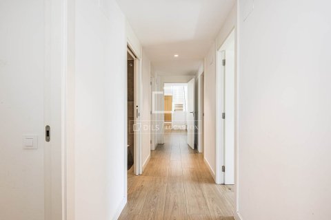 Apartamento en venta en Sant Cugat del Vallès, Barcelona, España 5 dormitorios, 235 m2 No. 192572 - foto 16