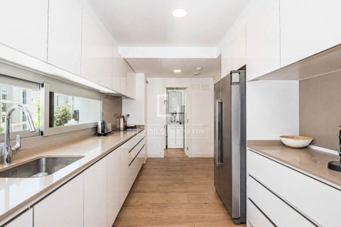 Apartamento en venta en Sant Cugat del Vallès, Barcelona, España 5 dormitorios, 235 m2 No. 192572 - foto 11