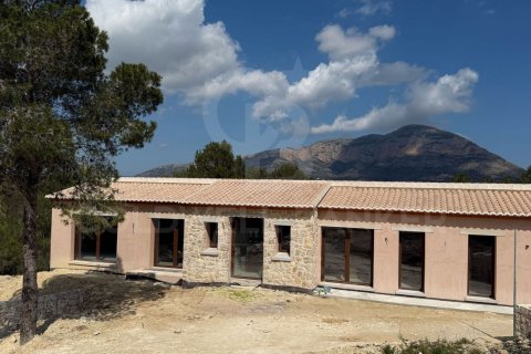 House for sale in Javea, Alicante, Spain 5 bedrooms, 350 sq.m. No. 159158 - photo 13
