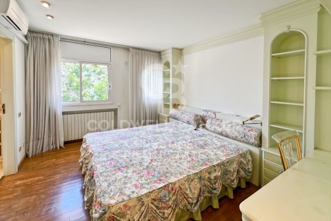 Villa for sale in Sitges, Barcelona, Spain 6 bedrooms, 760 sq.m. No. 159157 - photo 14