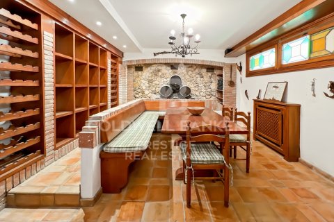 Villa for sale in Sitges, Barcelona, Spain 6 bedrooms, 760 sq.m. No. 159157 - photo 19