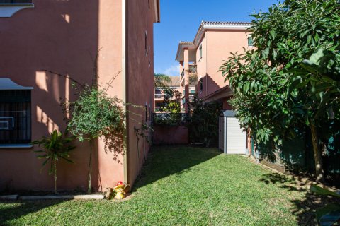 Apartment for sale Marbella, Malaga, Spain 2 bedrooms, 128.14 sq.m. No. 107751 - photo 7
