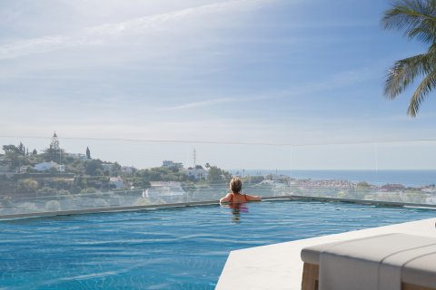 Apartment for sale in Fuengirola, Malaga, Spain 4 bedrooms, 230 sq.m. No. 155993 - photo 24