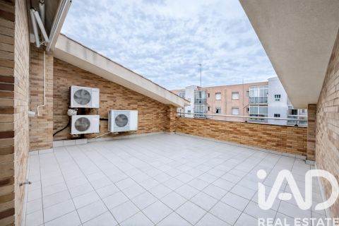 Townhouse for sale in Salou, Tarragona, Spain 4 bedrooms, 280 sq.m. No. 172832 - photo 28
