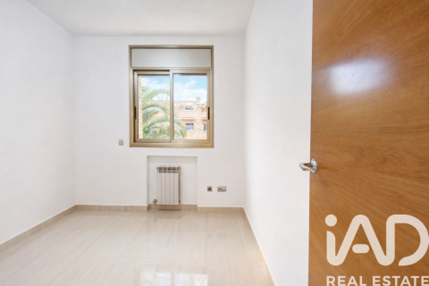 Townhouse for sale in Salou, Tarragona, Spain 4 bedrooms, 280 sq.m. No. 172832 - photo 15