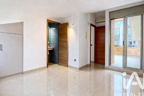 Townhouse for sale in Salou, Tarragona, Spain 4 bedrooms, 280 sq.m. No. 172832 - photo 25