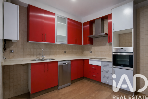 Townhouse for sale in Salou, Tarragona, Spain 4 bedrooms, 280 sq.m. No. 172832 - photo 10