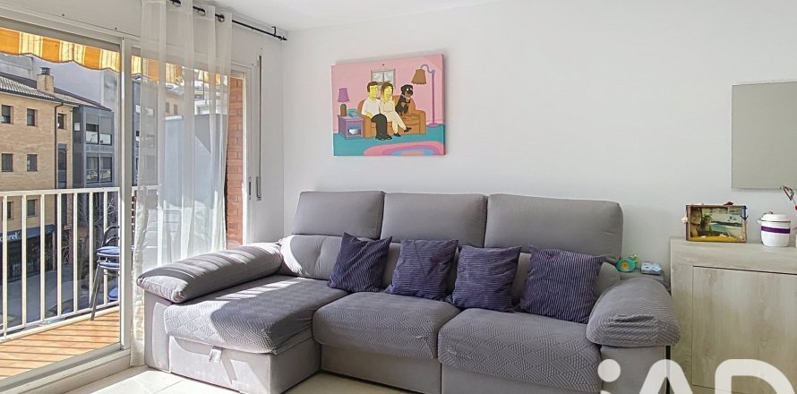 Apartamento en Sant Cebrià de Vallalta, Barcelona, España 3 dormitorios, 70 m2 No. 172830