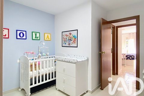 Apartamento en venta en Sant Cebrià de Vallalta, Barcelona, España 3 dormitorios, 70 m2 No. 172830 - foto 5
