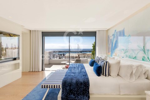 Huoneisto myytävänä Marbella, Malaga, Espanja, 3 makuuhuonetta, 274 m2 No. 158056 - kuva 17