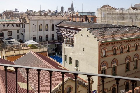 Huoneisto myytävänä Barcelona, Espanja, 3 makuuhuonetta, 183 m2 No. 192699 - kuva 10