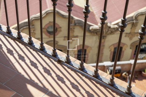 Huoneisto myytävänä Barcelona, Espanja, 3 makuuhuonetta, 183 m2 No. 192699 - kuva 9