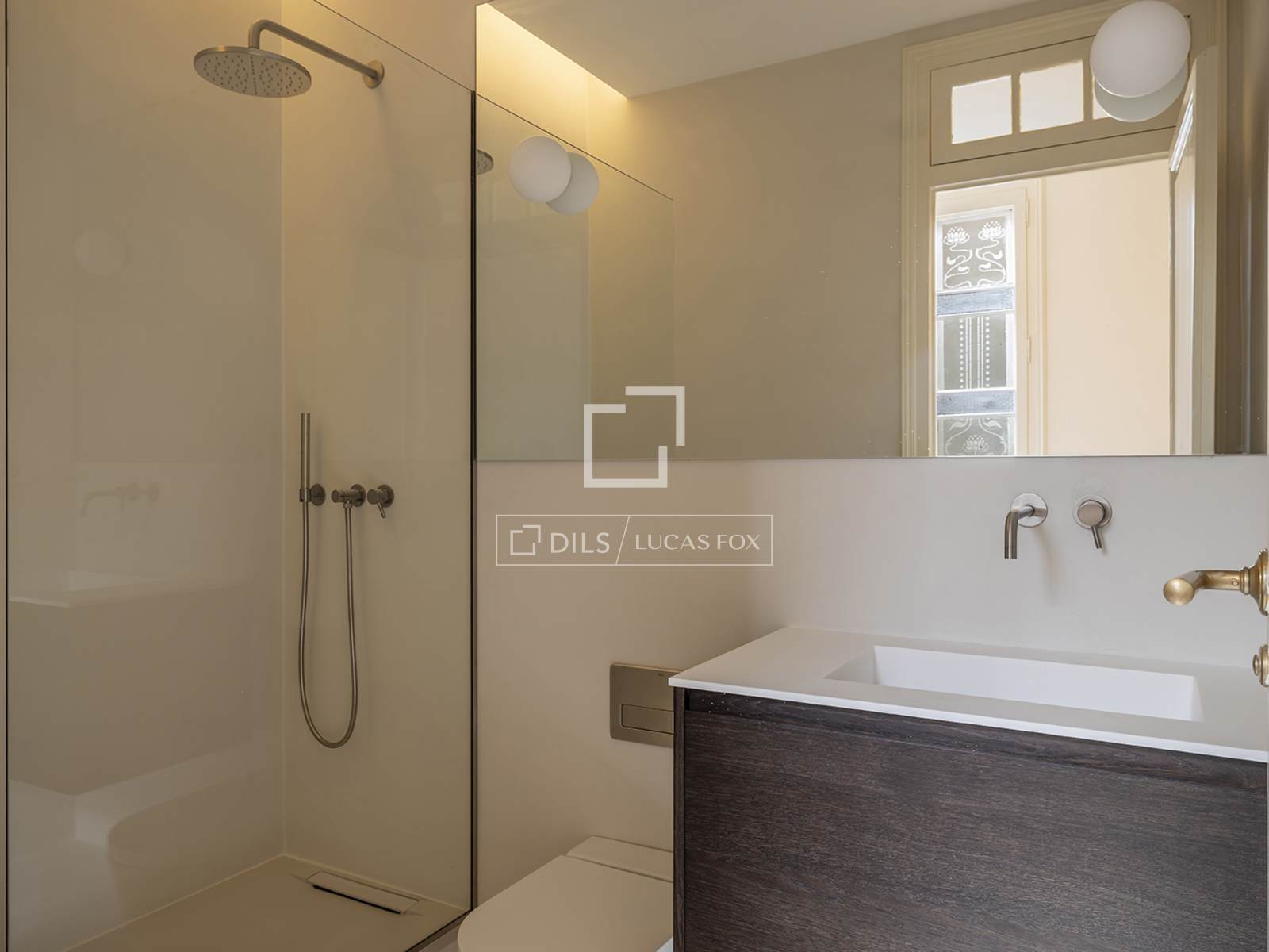 Apartament w Barcelona, Hiszpania 3 sypialnie, 183 mkw. nr 192699
