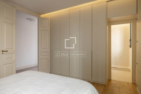 Huoneisto myytävänä Barcelona, Espanja, 3 makuuhuonetta, 183 m2 No. 192699 - kuva 25