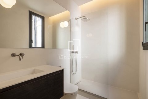 Huoneisto myytävänä Barcelona, Espanja, 3 makuuhuonetta, 183 m2 No. 192699 - kuva 26