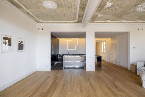 Huoneisto myytävänä Barcelona, Espanja, 3 makuuhuonetta, 183 m2 No. 192699 - kuva 3
