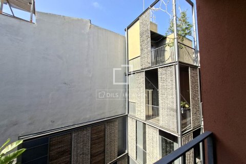 Huoneisto myytävänä Barcelona, Espanja, 2 makuuhuonetta, 74 m2 No. 192697 - kuva 11