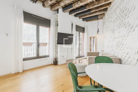 Huoneisto myytävänä Barcelona, Espanja, 2 makuuhuonetta, 74 m2 No. 192697 - kuva 7