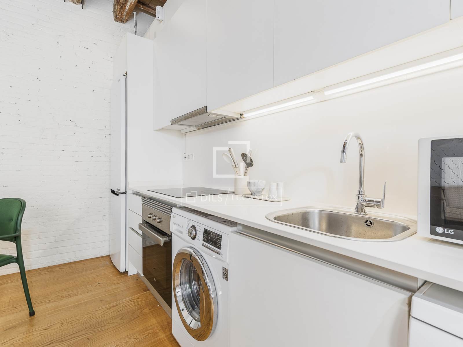 Appartamento a Barcelona, Spagna 2 camere da letto, 74 mq. N° 192697