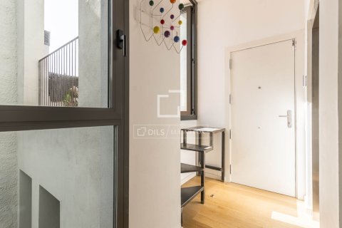 Huoneisto myytävänä Barcelona, Espanja, 2 makuuhuonetta, 74 m2 No. 192697 - kuva 27