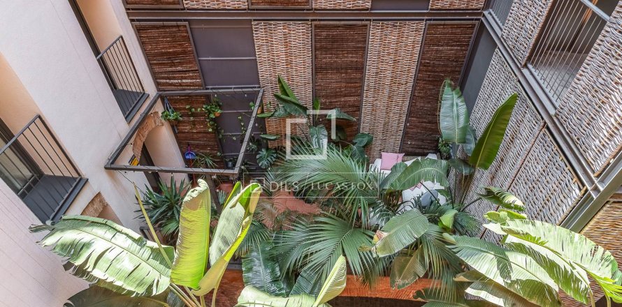 Huoneisto Barcelona, Espanja 2 makuuhuonetta, 74 m2 No. 192697
