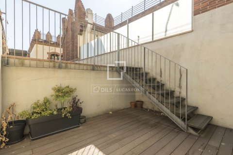 Huoneisto myytävänä Barcelona, Espanja, 3 makuuhuonetta, 195 m2 No. 192698 - kuva 11