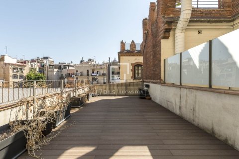 Huoneisto myytävänä Barcelona, Espanja, 3 makuuhuonetta, 195 m2 No. 192698 - kuva 13