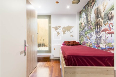 Huoneisto myytävänä Barcelona, Espanja, 3 makuuhuonetta, 195 m2 No. 192698 - kuva 25