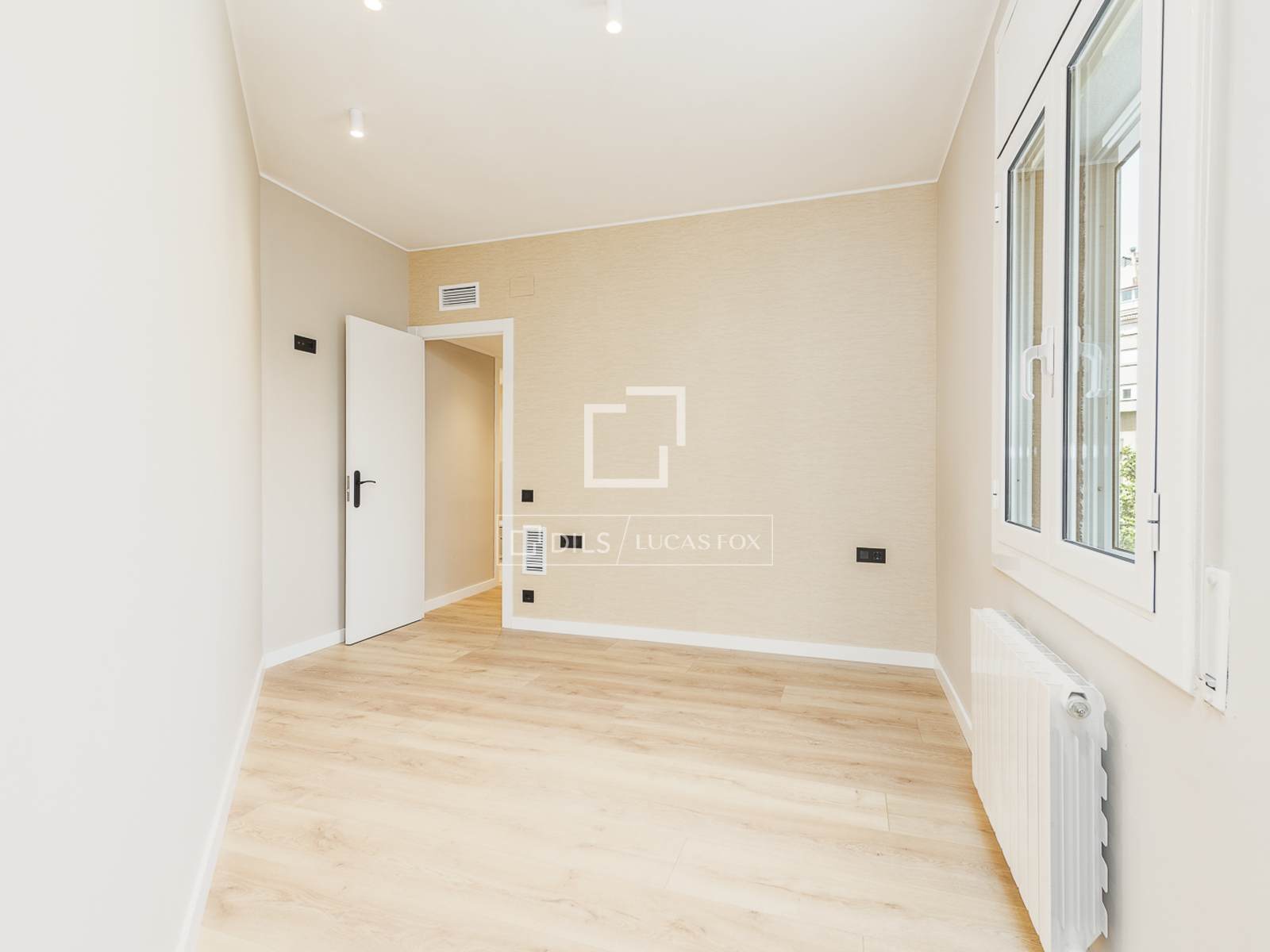 Appartamento a Barcelona, Spagna 4 camere da letto, 100 mq. N° 192695