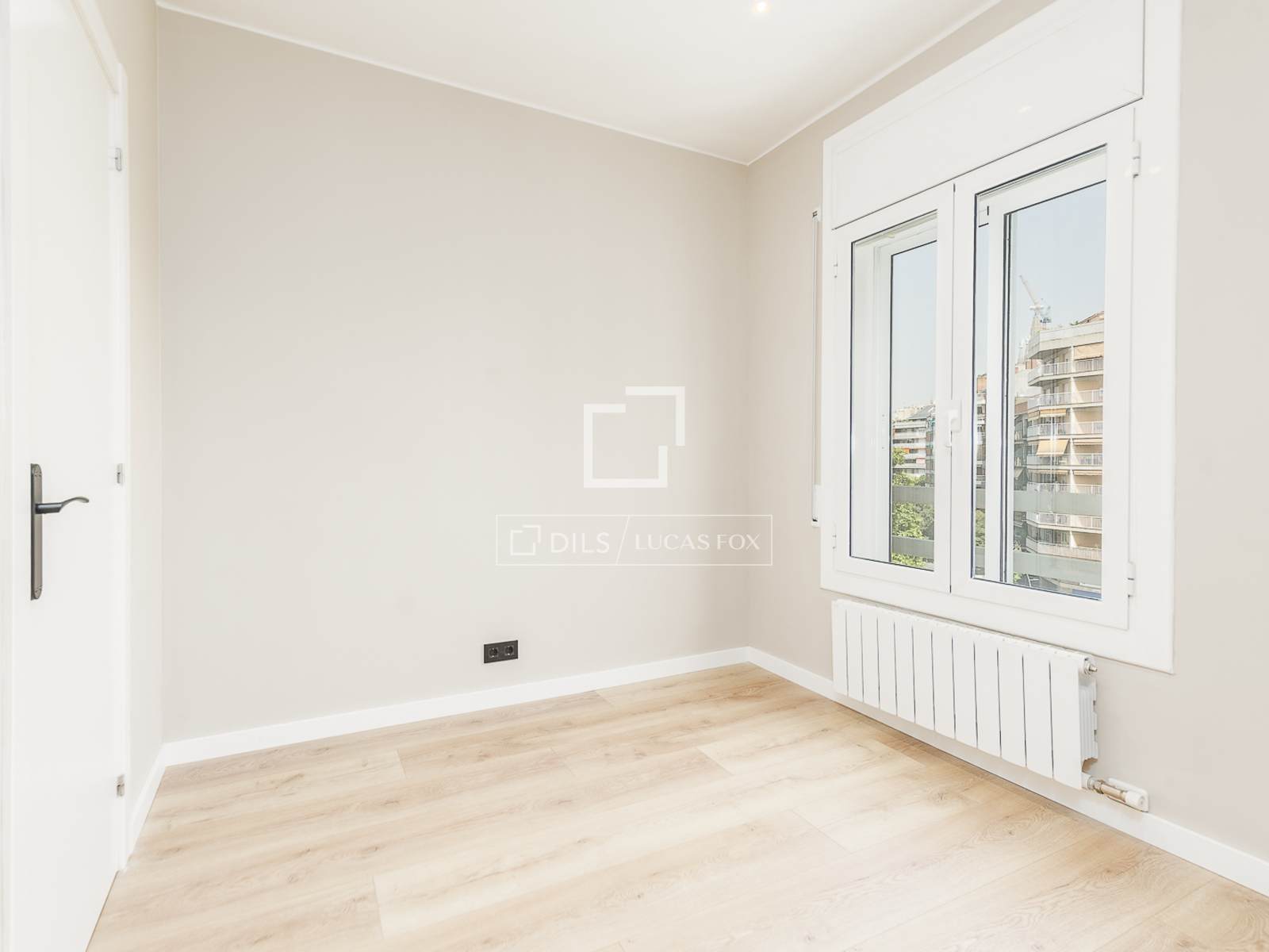 Appartamento a Barcelona, Spagna 4 camere da letto, 100 mq. N° 192695