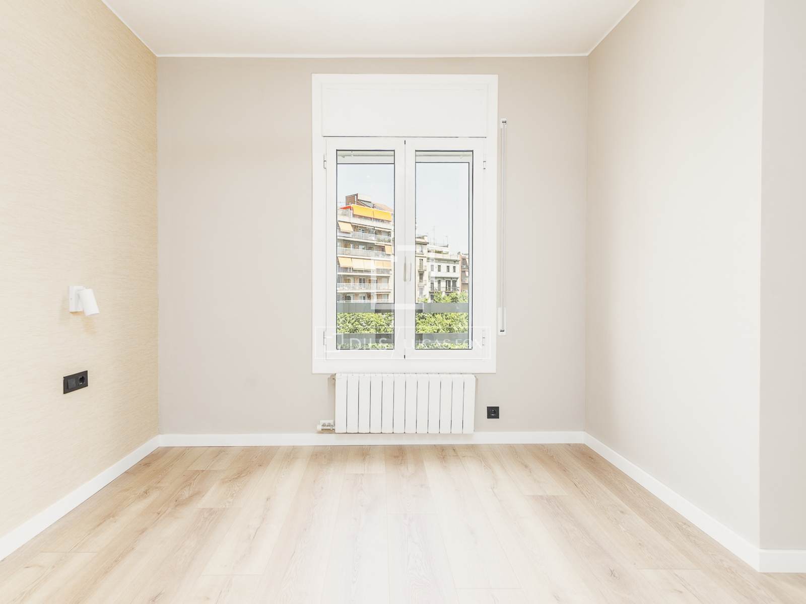 Appartamento a Barcelona, Spagna 4 camere da letto, 100 mq. N° 192695