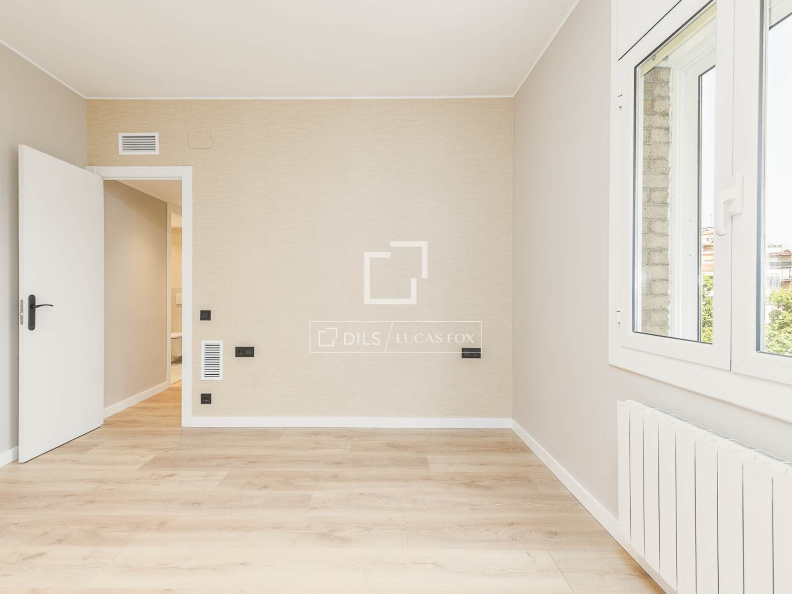 Appartamento a Barcelona, Spagna 4 camere da letto, 100 mq. N° 192695
