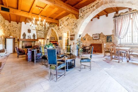 Finca myytävänä Sitges, Barcelona, Espanja, 7 makuuhuonetta, 693 m2 No. 192696 - kuva 10