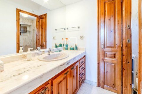 Finca myytävänä Sitges, Barcelona, Espanja, 7 makuuhuonetta, 693 m2 No. 192696 - kuva 24