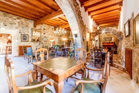 Finca myytävänä Sitges, Barcelona, Espanja, 7 makuuhuonetta, 693 m2 No. 192696 - kuva 13