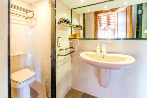 Finca myytävänä Sitges, Barcelona, Espanja, 7 makuuhuonetta, 693 m2 No. 192696 - kuva 20