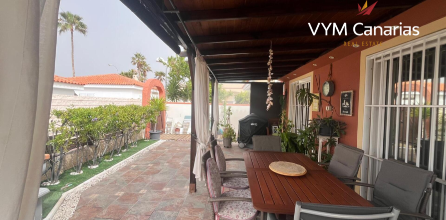 Villa en Callao Salvaje, Tenerife, España 3 dormitorios, 81 m2 No. 164465