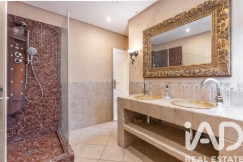 Talo myytävänä Madrid, Espanja, 5 makuuhuonetta, 455 m2 No. 188442 - kuva 13